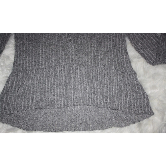 Mossimo Women's Sweater Gray Sz S Light Weight LS Hi-Low Hem Soft - Picture 3 of 6